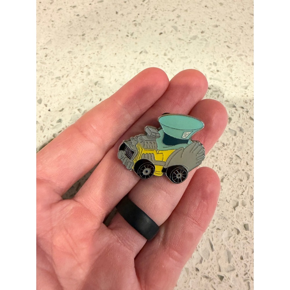 Disney Mystery Pin Racers Race Car Mad Hatter Hat